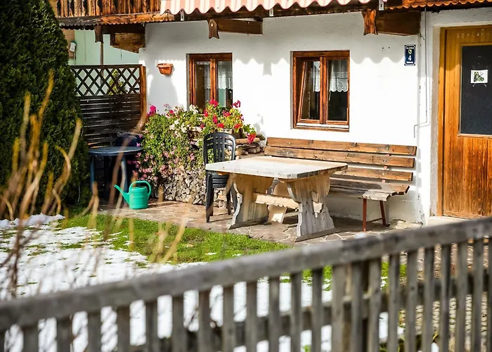 In Near Thurn Pass Skiing 조크버그