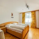 In Near Thurn Pass Ferienhaus